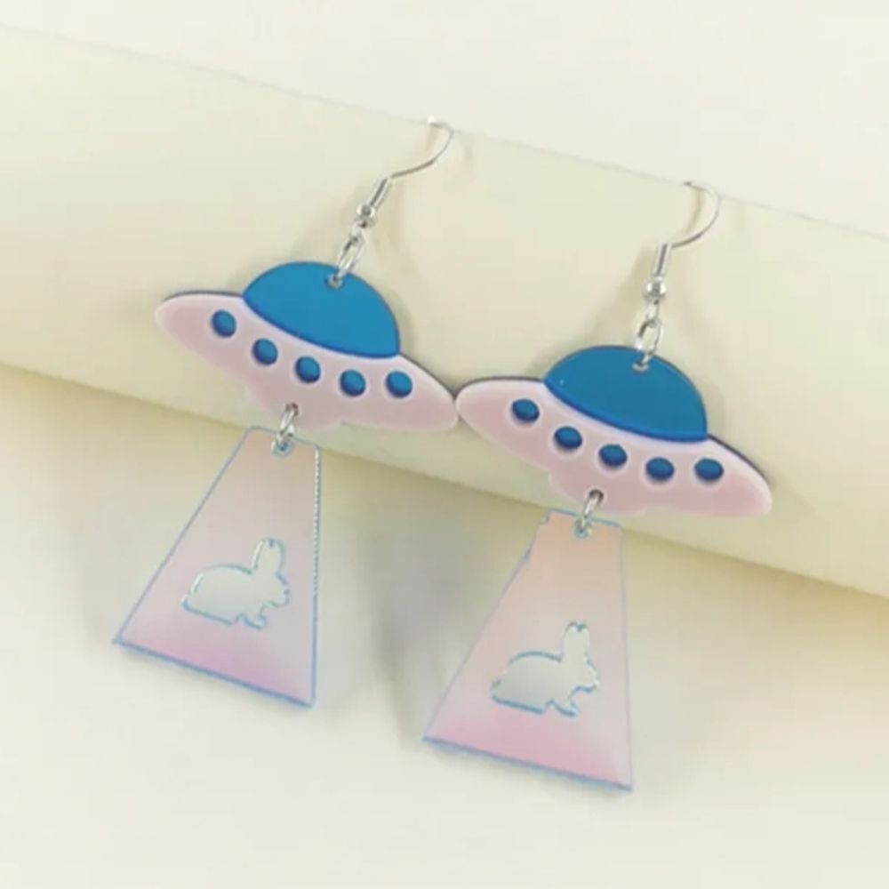 NWOT Acrylic Rabbit Being Abducted Earrings